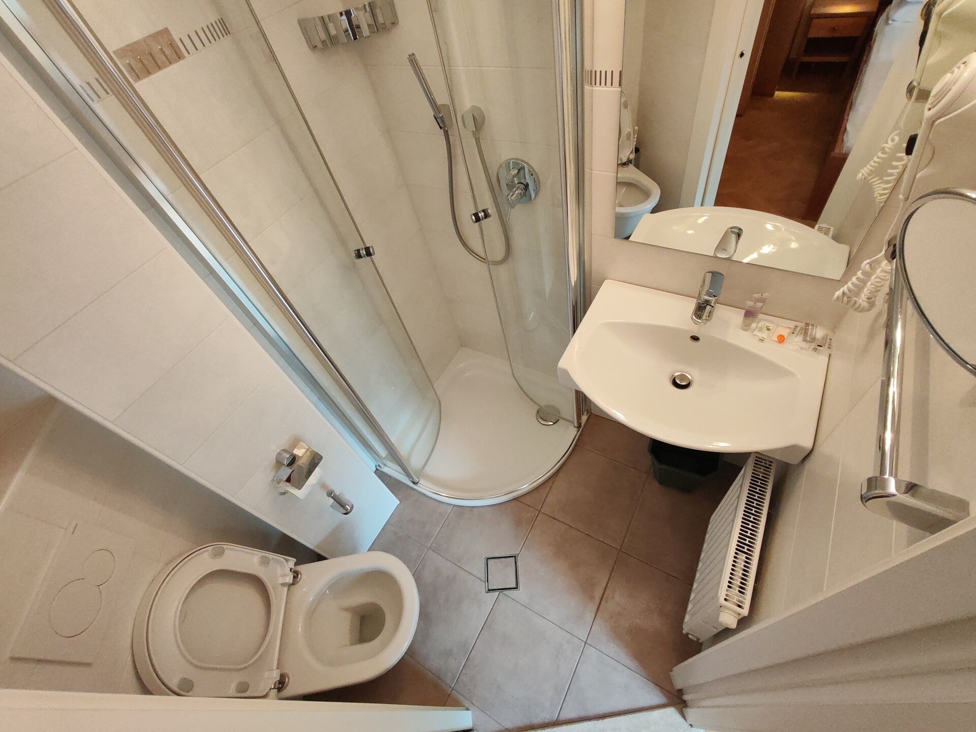 Bathroom 3